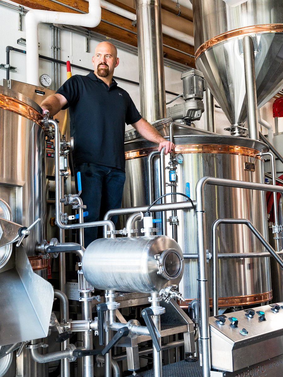 kevin-youkilis-boston-red-sox-loma-brewing-company.jpg
